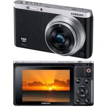 Câmera Digital Semi-Profissional Samsung Smart NX Mini 20.5 MP com lente 9mm + W